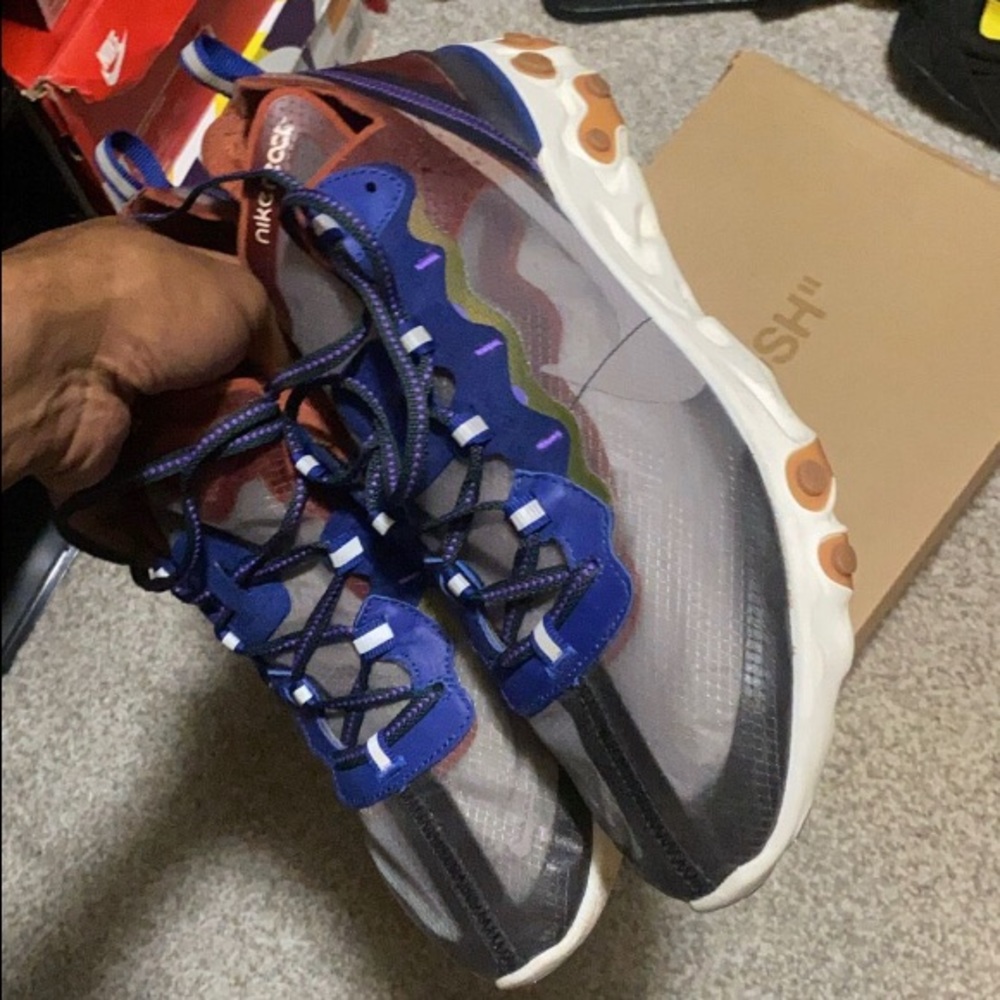 Nike React Element Size 12 - image 2